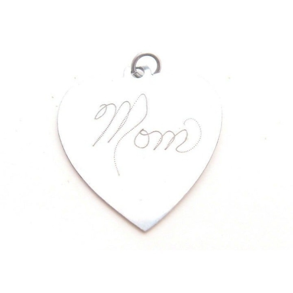Engraved "MOM"‎ Silver Heart Pendant